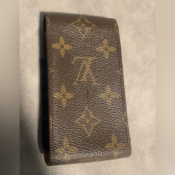 Louis Vuitton Cigarette Holder - Picture 12 of 12